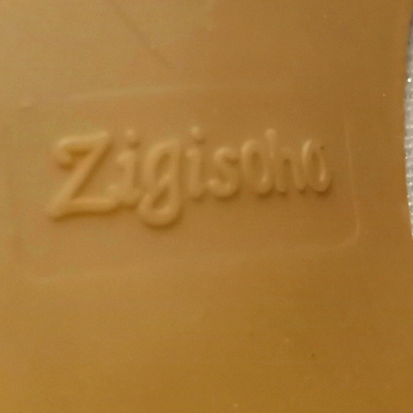 Zigi Soho Silver Sparkly Drift Caged Bootie - Picture 11 of 13